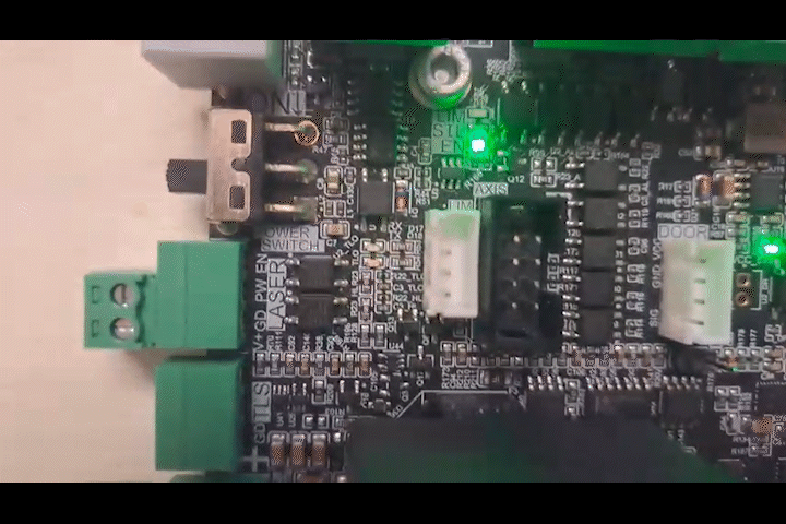 spindle communication-flashing LEDs_2.gif